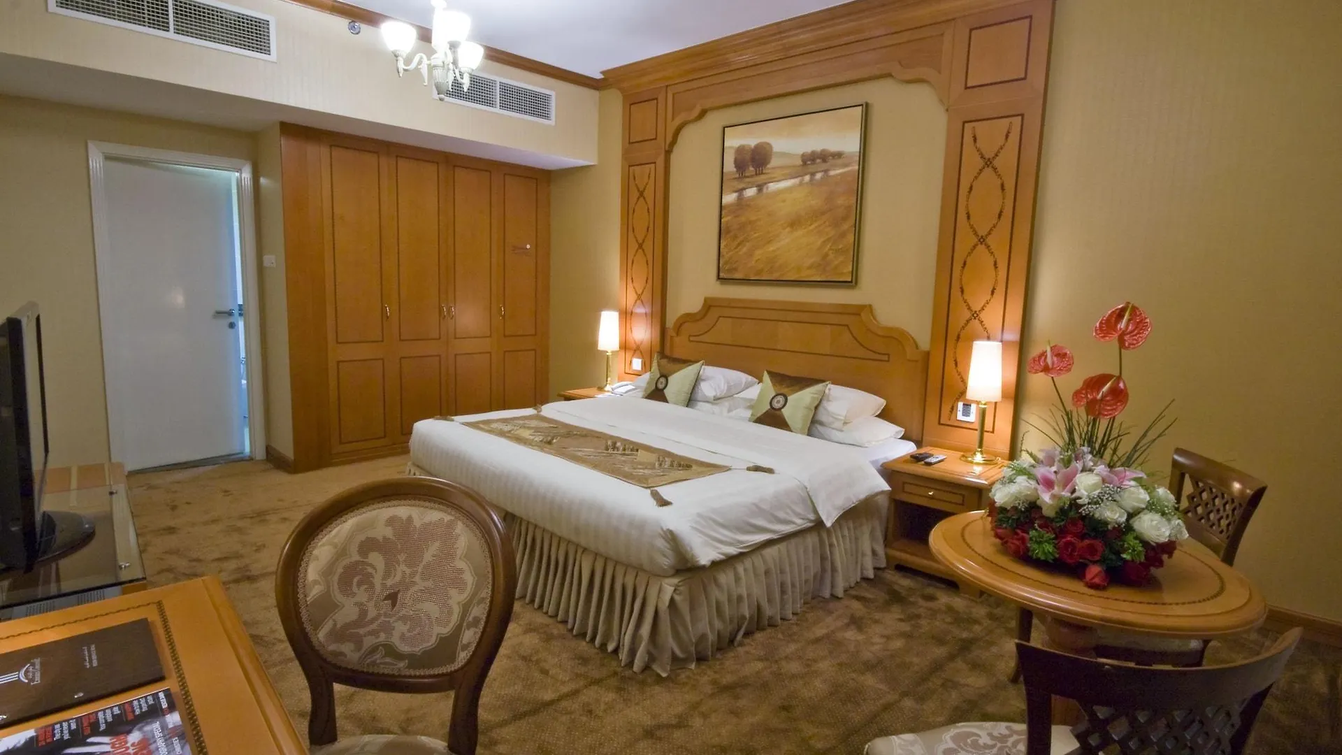 ****  Emirates Concorde Hotel & Apartments Dubai United Arab Emirates