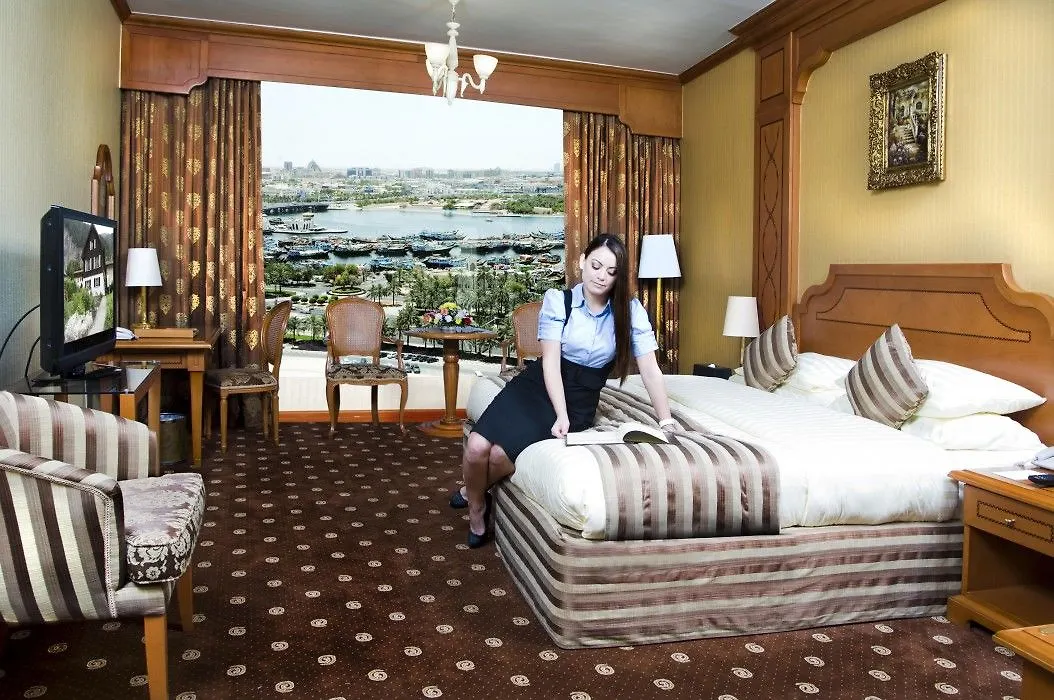Emirates Concorde Hotel & Apartments Dubai 4*,